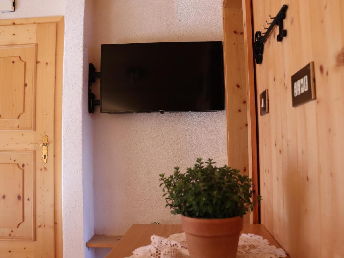 Portnerhof Auf Oberkirn Lejlighed Schenna Eksteriør billede