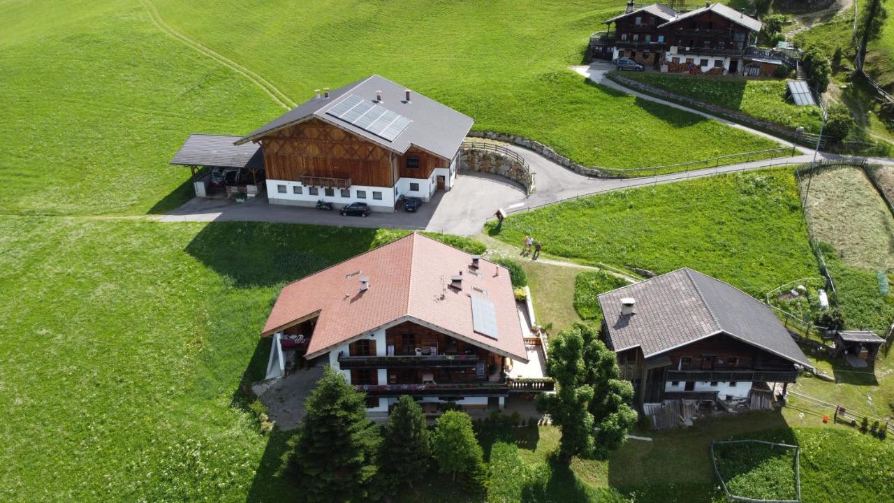 Portnerhof Auf Oberkirn Lejlighed Schenna Eksteriør billede