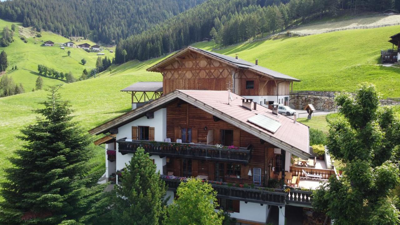 Portnerhof Auf Oberkirn Lejlighed Schenna Eksteriør billede